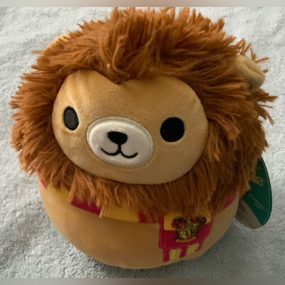 Squishmallows Other - HARRY POTTER GRYFFINDOR HOUSE 6” SQUISHMALLOW PLUSH/NWT!